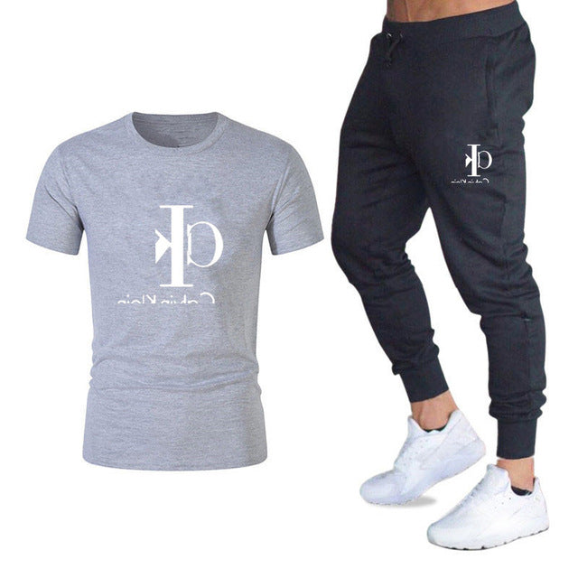 men's sports T-shirt suit