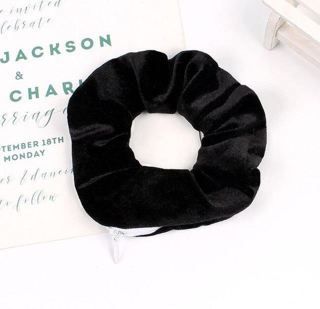 Velvet Brand Scrunches With Zip
