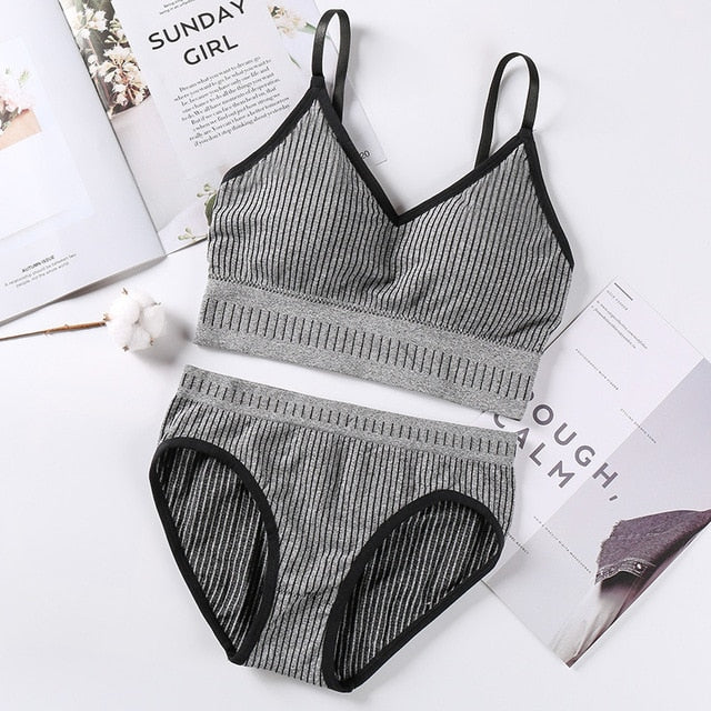 Sexy Women Bra Panties Set Letter Strap Seamless Lingerie Set